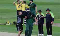 Cricketer luke fletcher suffers head injury natwest match stop for 30 minutes Cricketer luke fletcher suffers head injury natwest match stop for 30 minutes