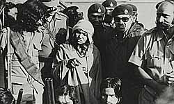 Inside story of Bandit Phoolan Devi surrender in 1983 Inside story of Bandit Phoolan Devi surrender in 1983