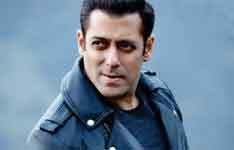 Top ten most bankable bollywood actors upcomming and 100 crore club films Top ten most bankable bollywood actors upcomming and 100 crore club films