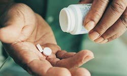 Narendra Modi hints at rules for doctors to prescribe generic drugs Narendra Modi hints at rules for doctors to prescribe generic drugs
