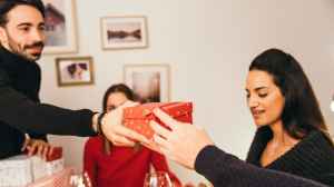  एम्लॉयीज के लिए दिवाली गिफ्ट आइडियाज