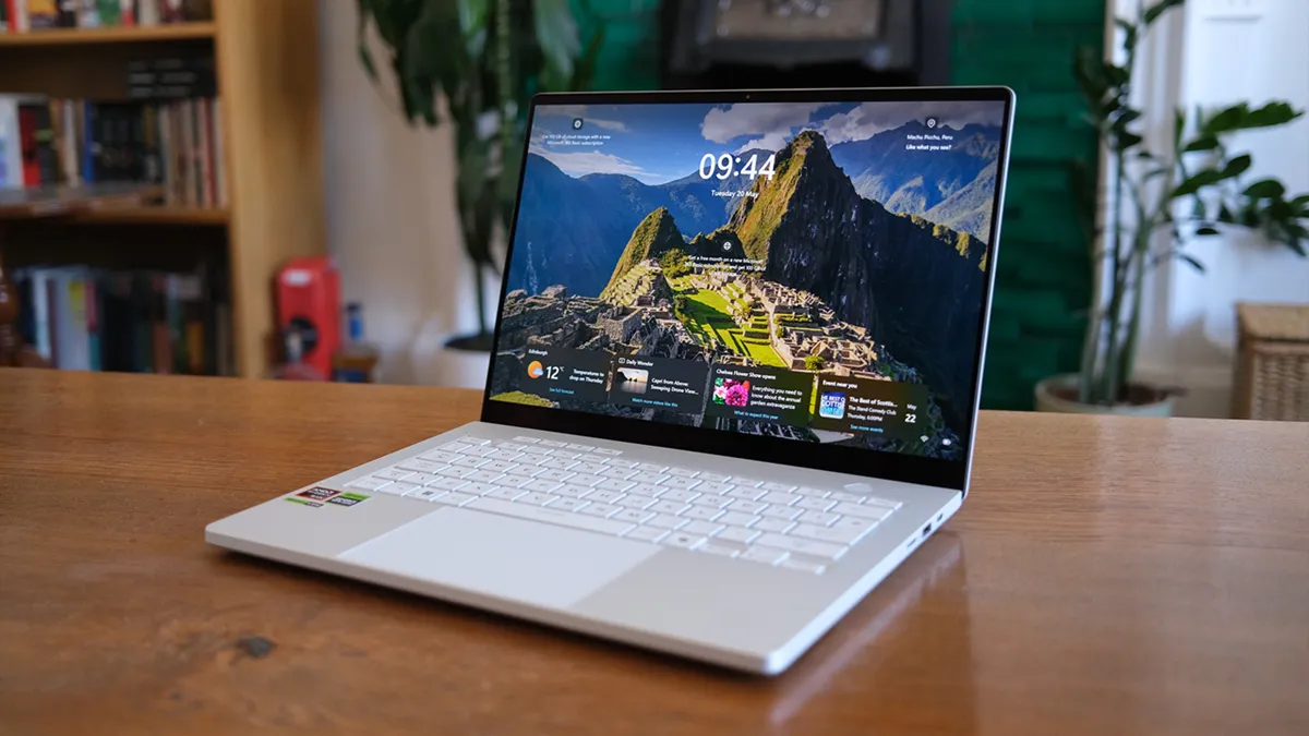 कंप्यूटर साइंस के स्टूडेंट्स के लिए लैपटॉप