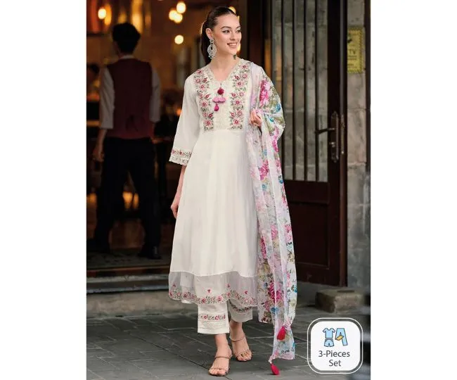Myntra की Big Fashion Festival Sale 2026 में Indo Era के डिजाइनर सूट्स पर मिल रही है 81% तक की भारी छूट