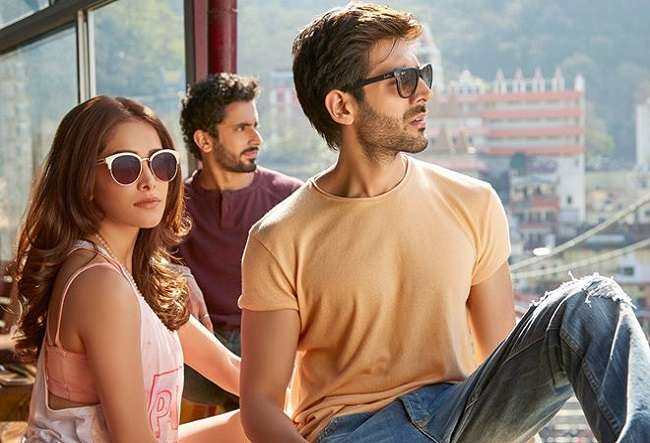 Box Office: जबरदस्त कमाई, पढ़िये सोनू, टीटू और स्वीटी चालीसा