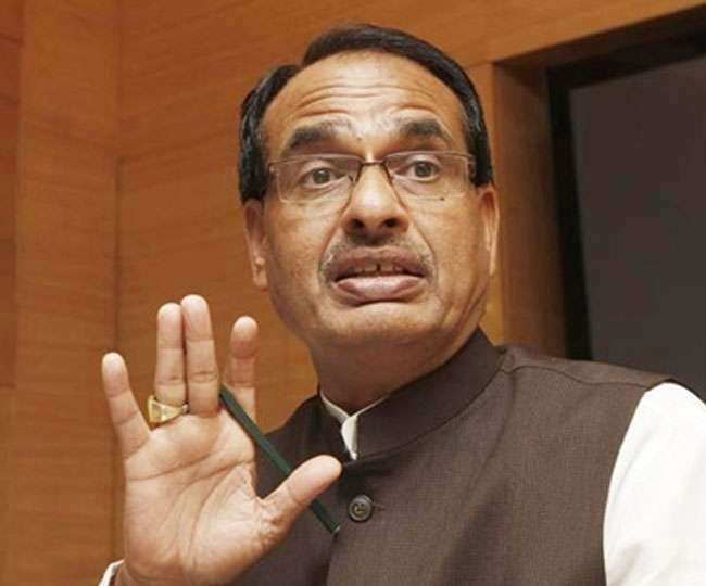CM Shivraj Big Decision: नए वेरिएंट को देखते हुए अभी स्कूल 50% क्षमता पर ही खुलेंगे, ऑनलाइन शिक्षा का विकल्प देंगे- CM शिवराज