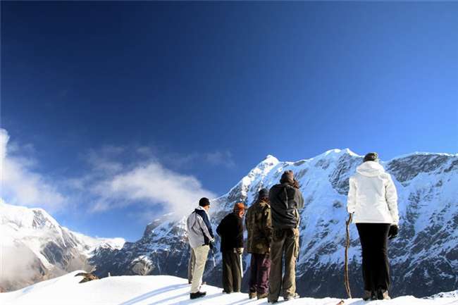 बेदनी बुग्याल: हर मौसम में दिखेगा नया रंग और नया नजारा - Bedni Bugyal look  in every season new colors and new views