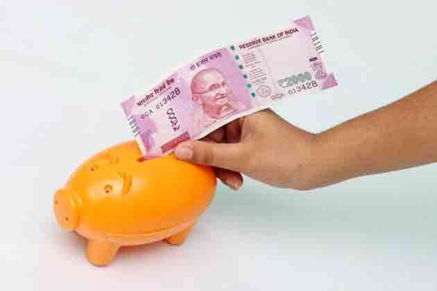 नौकरीपेशा लोग करें सिर्फ ये 3 काम, बचा सकते हैं काफी सारा पैसा
