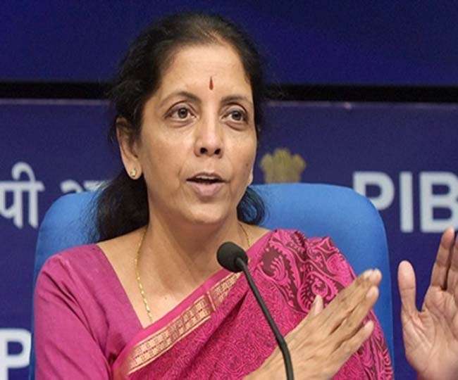 नियंत्रण रेखा पर पाकिस्तान को दिया जा रहा समुचित जवाब : सीतारमण