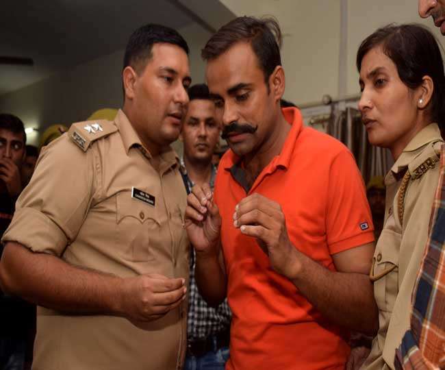 Image result for à¤²à¤à¤¨à¤à¤ à¤¬à¤°à¥à¤à¤¾à¤¸à¥à¤¤ à¤¸à¤¿à¤ªà¤¾à¤¹à¥ à¤ªà¥à¤°à¤¶à¤¾à¤à¤¤ à¤à¥ à¤¸à¤®à¤°à¥à¤¥à¤¨ à¤®à¥à¤ à¤à¤² à¤à¤¾à¤²à¤¾ à¤¦à¤¿à¤µà¤¸ à¤®à¤¨à¤¾à¤à¤à¤à¥ à¤à¤¾à¤à¤¸à¥à¤à¥à¤¬à¤²