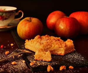 Navratri 2020: न्यूट्रिशन से भरपूर सेब से तैयार करें व्रत के लिए 'एप्पल रबड़ी', जानें रेसिपी