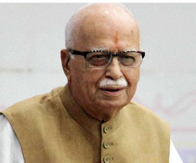 लालकृष्ण आडवाणी के घर पहुचें पीएम मोदी, जानिए ये है वजह