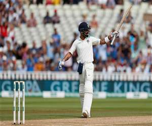 हार गए पहला टेस्ट मैच लेकिन ये लड़ाई तो इनके खिलाफ जीत ली विराट कोहली ने