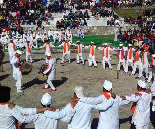 Baithaki Holi of Kumaun follow tradition of thumri singing jagran special