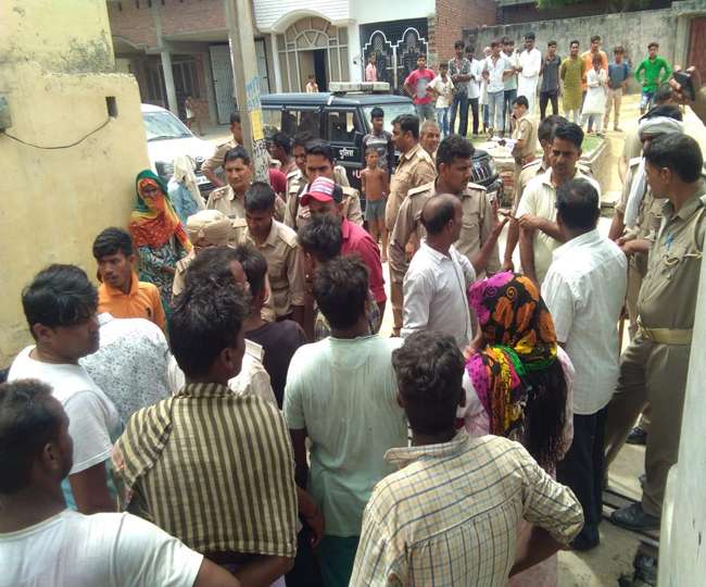 रजवाहे में नहा रही युवतियों से छेड़छाड़,मारपीट के बाद साम्प्रदायिक तनाव Muzaffarnagar News