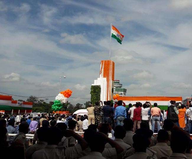 Bhagalpurs tricolor flag hoisted at Gandhi Maidan in Patna on Independence  Day - स्वतंत्रता दिवस : गांधी मैदान पटना में फहराया जाएगा भागलपुर का बना  रेशमी झंडा Bhagalpur News
