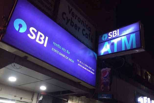 SBI देता है नाबालिग के नाम पर बैंक अकाउंट खोलने का मौका, जानिए इंटरेस्ट और अन्य फायदों के बारे में