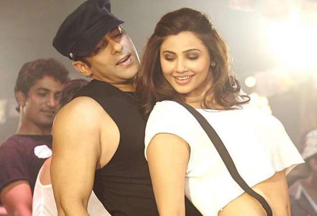 deji shah was not comfertable when ask about salman