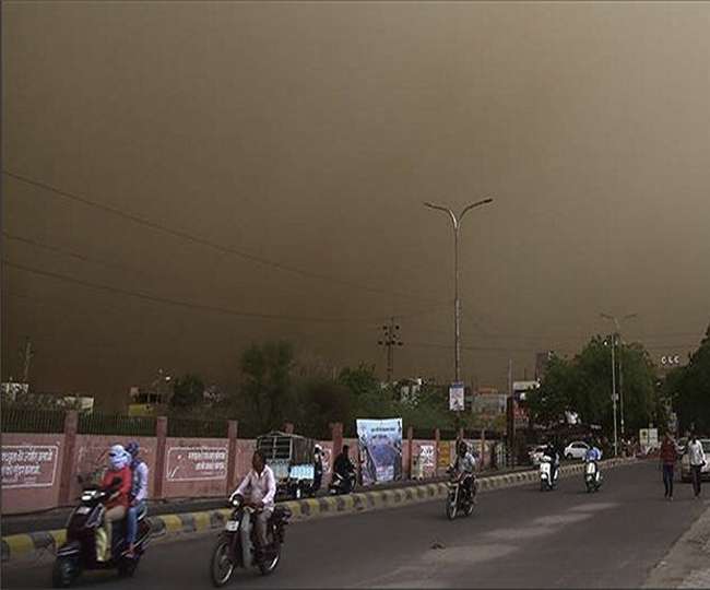 aandhi aaye toofan aaye