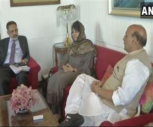 वार्ता के लिए 'लाइक माइंड' से कहीं ज्यादा 'राइट माइंड' होना जरूरी: राजनाथ सिंह