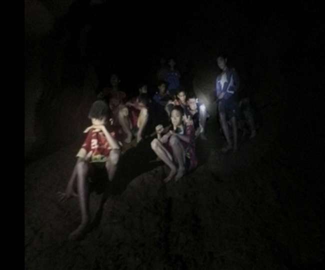 गुफा में फंसे बच्चों को हो सकती है ये गंभीर बीमारी, 13 मेडिकल टीमें है पूरी तरह तैयार