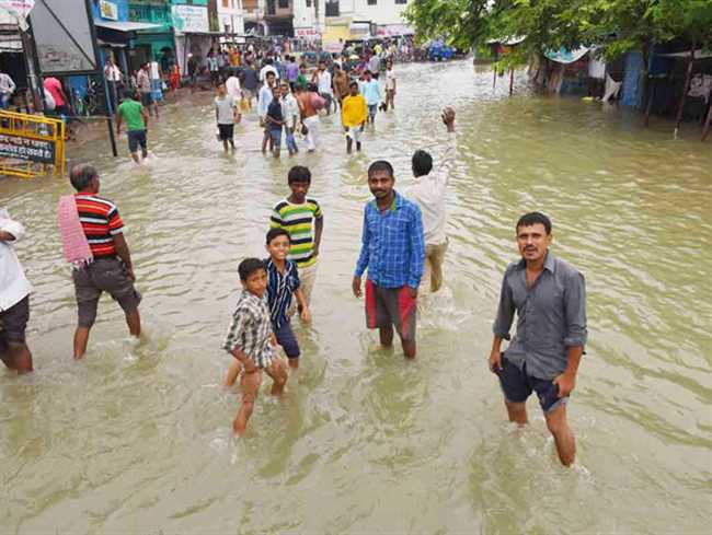 गया में बाढ़ का CM ने लिया जायजा,  अस्तित्व में आएगा मनसरवा नाला