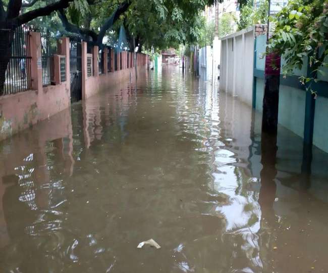 तस्वीरों में देखिए: तीन दिनों से हो रही बारिश, कैसा हो गया पटना का हाल Patna News