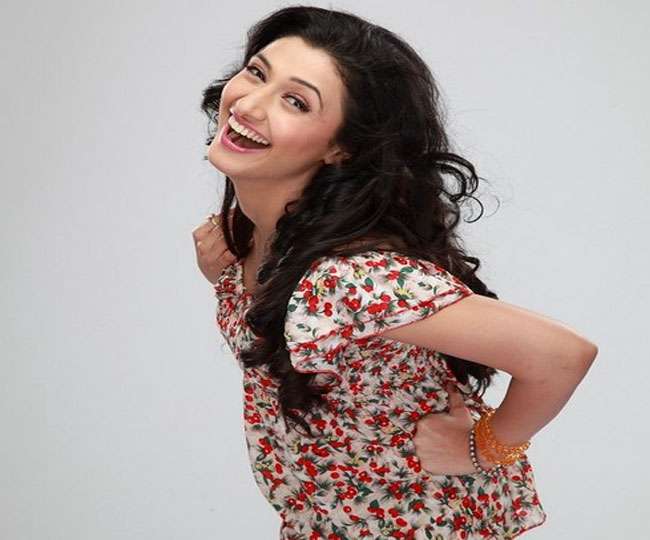 Ragini Khanna Gets The Cutest Birthday Message From Sister Arti Singh