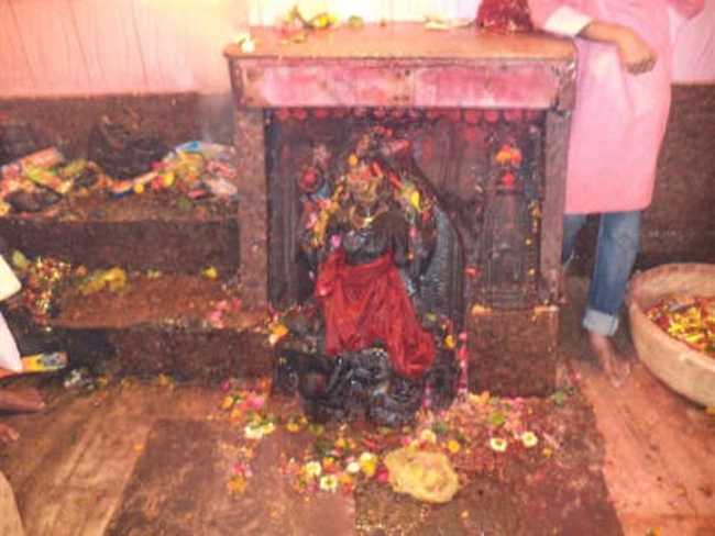 Uchchaith Siddhpith : Here great poet Kalidasa get blessings to maa Kali