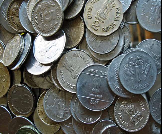 रिजर्व बैंक अॉफ इंडिया ने लगाई सिक्के बनाने पर रोक, जानिए- क्या है वजह