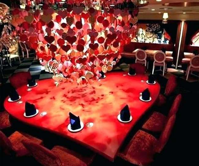 Hotels giving discount on Valentines Day