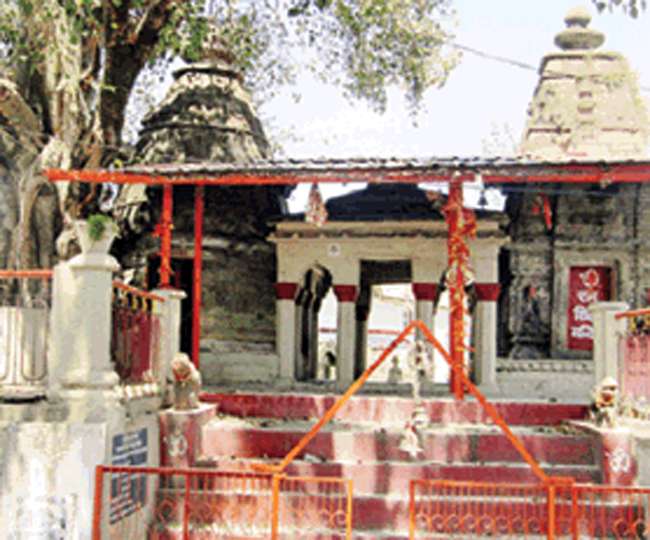 इस मंदिर में अंकित हैं भगवान श्रीराम के युगल चरण, जानिए -