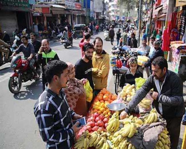 Jammu & Kashmir: बà¤à¤°à¥à¤¦ à¤à¤, सरà¤à¤¾à¤° à¤à¥ तरफ सॠपà¥à¤à¥âता à¤à¤à¤¤à¤à¤¾à¤®, à¤à¤à¤¬à¥ à¤
लरà¥à¤