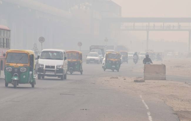 weather cold smog in faridabad