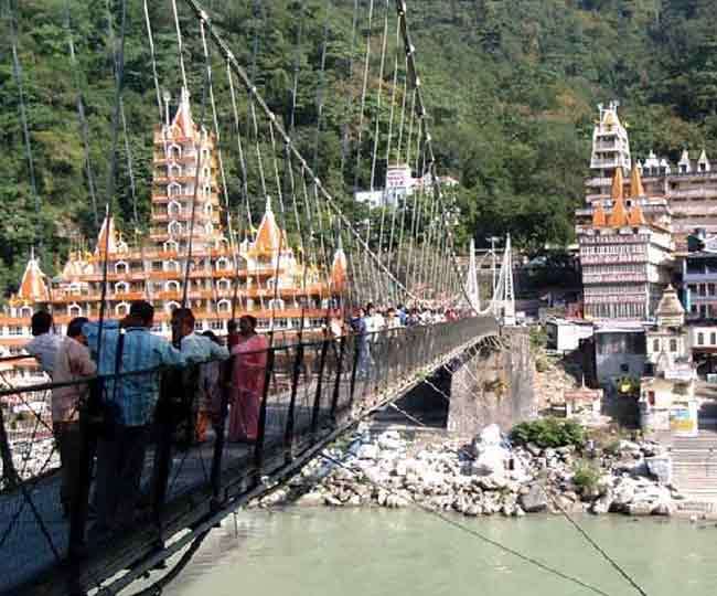 ऋषिकेश में ब्रिटिश शासनकाल में निर्मित लक्ष्मण झूला पुल वाहनों के लिए बंद, जानिए