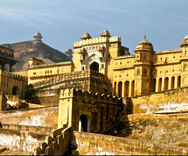 National Tourism Day 2024 पर जरूर एक्स्प्लोर करें Jaipur की ये शानदार  जगहें, हवा महल से जल महल तक ये सब हैं शामिल