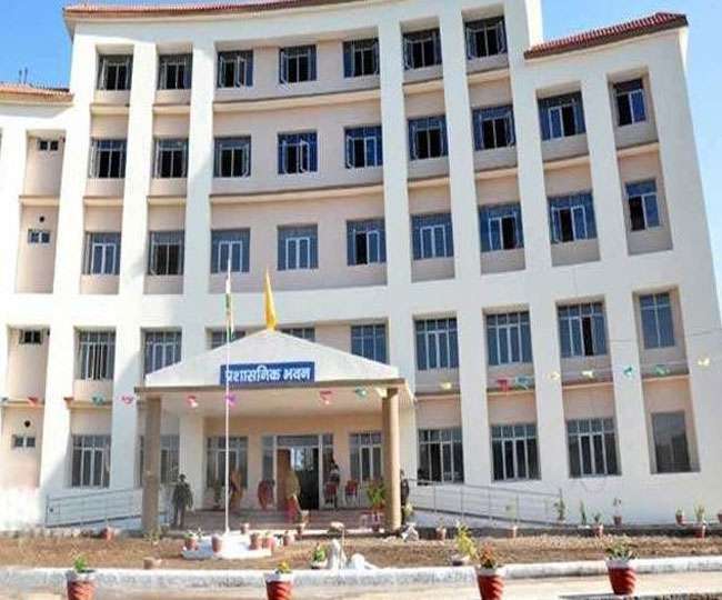 आयुर्वेद विश्वविद्यालय में फिर गर्माया मनचाहों की नियुक्ति का मामला