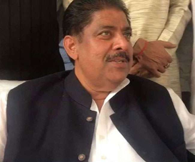 à¤…à¤œà¤¯ à¤šà¥Œà¤Ÿà¤¾à¤²à¤¾ à¤•à¥‡ à¤ªà¥ˆà¤°à¥‹à¤² à¤ªà¤° à¤¬à¤¾à¤¹à¤° à¤†à¤¤à¥‡ à¤¹à¥€ à¤œà¥‡à¤œà¥‡à¤ªà¥€ à¤”à¤° à¤†à¤ª à¤®à¥‡à¤‚ à¤¸à¥€à¤Ÿà¥‹à¤‚ à¤ªà¤° à¤®à¤‚à¤¥à¤¨ à¤¶à¥à¤°à¥‚