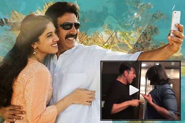 here is the viral pictures of akshay kumar starring toilet 