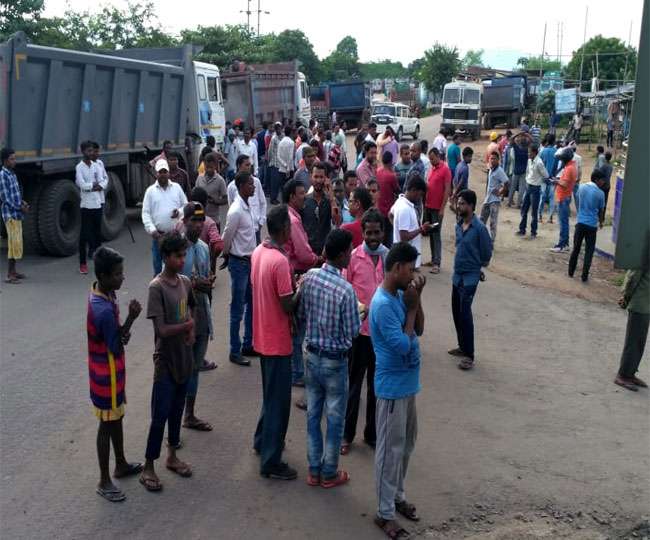 JMM Leader Gahan Tudu Shot Dead in Ramgarh Jharkhand - रामगढ़ में झामुमो  नेता गहन टुडू की दिनदहाड़े गोली मारकर हत्या Ramgarh News