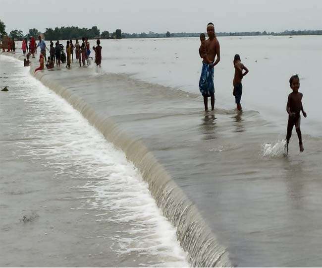 बिहार में बाढ़: कोसी-कमला सहित कई नदियों ने धरा विकराल रूप, अबतक 46 की मौत