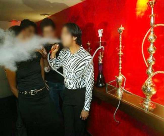 सीएम सिटी में रेस्टोरेंट के नाम पर चल रहे हुक्का बार Gorakhpur News