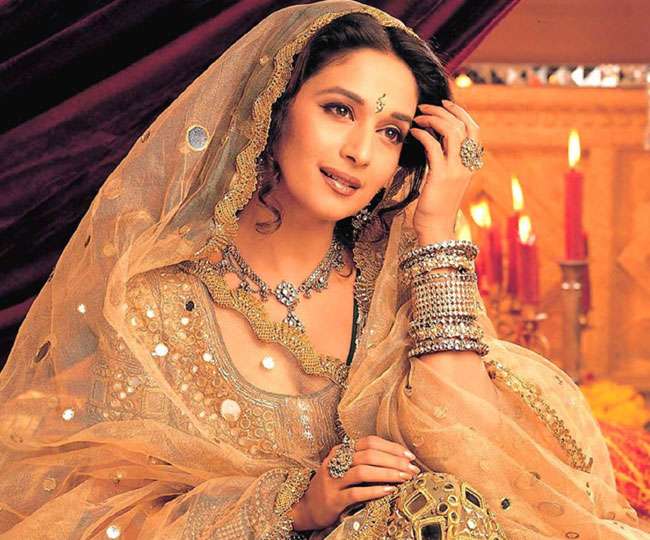 16_08_2019-madhuri-dixit-devdas_19491601.jpg