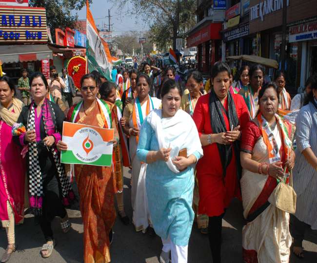 महिला कांग्रेस की झारखंड प्रभारी का आरोप, भाजपा सरकार ने महिलाओं को गुमराह  किया - Bjp government misled women say womens congress jharkhand incharge