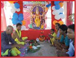 हर्षोल्लास के बीच मनी विश्वकर्मा पूजा
