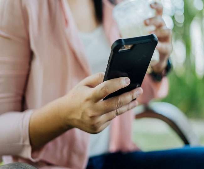 प्रेम विवाह के बाद हिंदू युवती ने धर्म न बदला ताे पति ने की घिनौनी हरकत