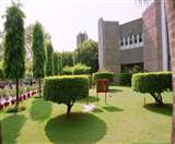 कुमाऊं के बससे बड़े अस्&zwj;पताल की आइसीयू में एसी नहीं, घर से मरीज ला रहे पंखा-कूलर NAINITAL NEWS