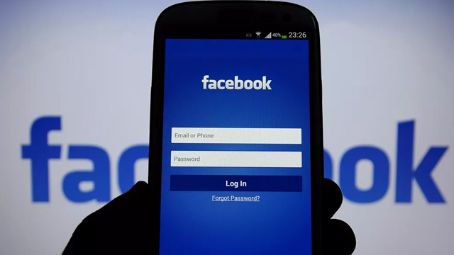 Facebook ki nayi pahal, 60000 hajaar mahilaon ko dega surakshit internet istemaal karane kee training, फेसबुक की नई पहल, 60 हजार महिलाओं को देगा सुरक्षित इंटरनेट इस्तेमाल करने की ट्रेनिंग Facebook ki nayi pahal, 60000 hajaar mahilaon ko dega surakshit internet istemaal karane kee training, फेसबुक की नई पहल, 60 हजार महिलाओं को देगा सुरक्षित इंटरनेट इस्तेमाल करने की ट्रेनिंग