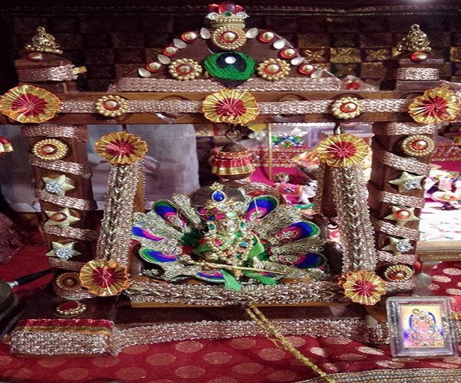 Krishna Janmashtami 2019 Best creative jhula decoration