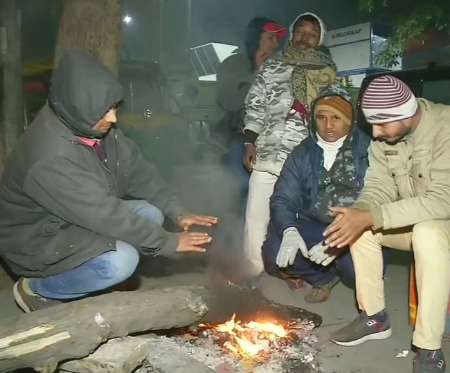 severe cold waves grip north india, delhi wakes up to prickling