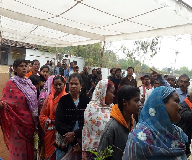 Chhattisgarh Gram Panchayat Elections 2020: Voting for ...